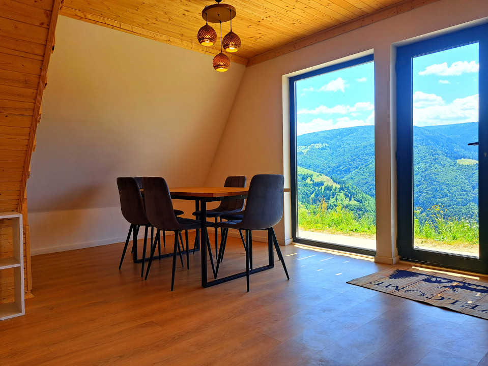 Cabana A-Frame, 4 camere, mobilata si utilata zona SUPERBA, Maguri