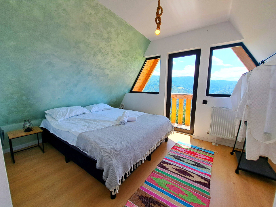 Cabana A-Frame, 4 camere, mobilata si utilata zona SUPERBA, Maguri