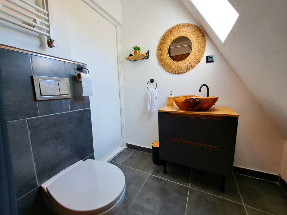 Cabana A-Frame, 4 camere, mobilata si utilata zona SUPERBA, Maguri