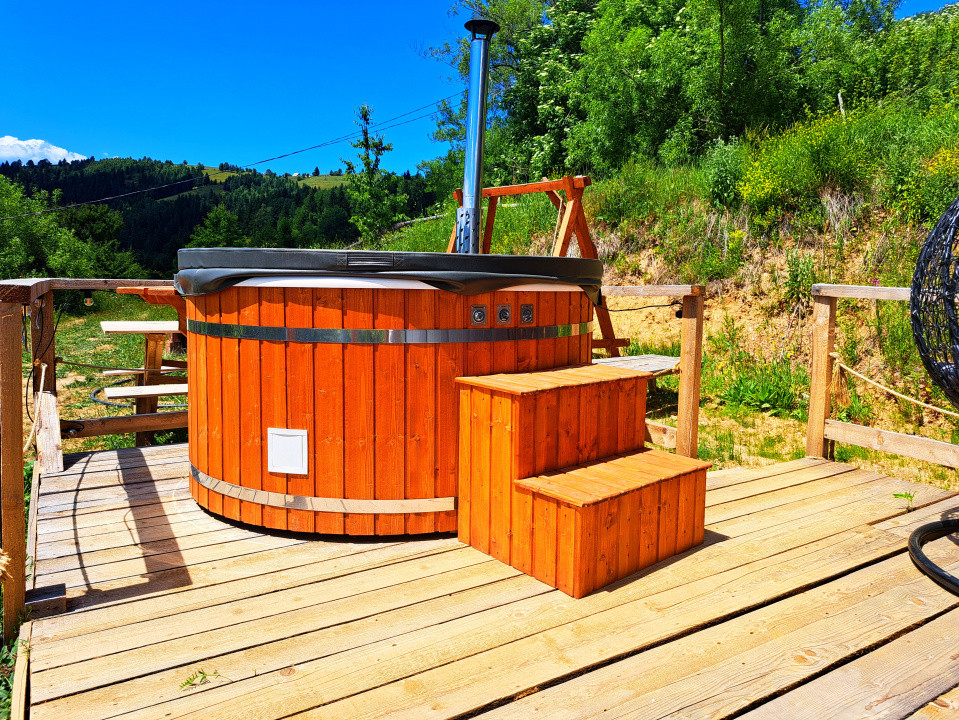Cabana A-Frame, 4 camere, mobilata si utilata zona SUPERBA, Maguri