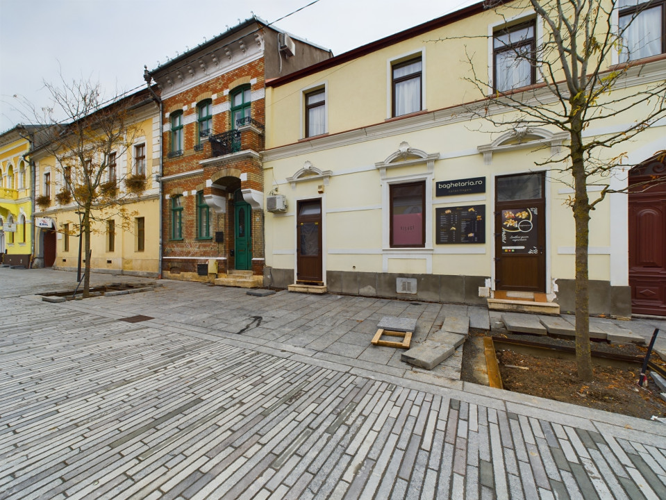 Spațiu comercial, 130 m2, Ultracentral, str. Iuliu Maniu, Cluj-Napoca