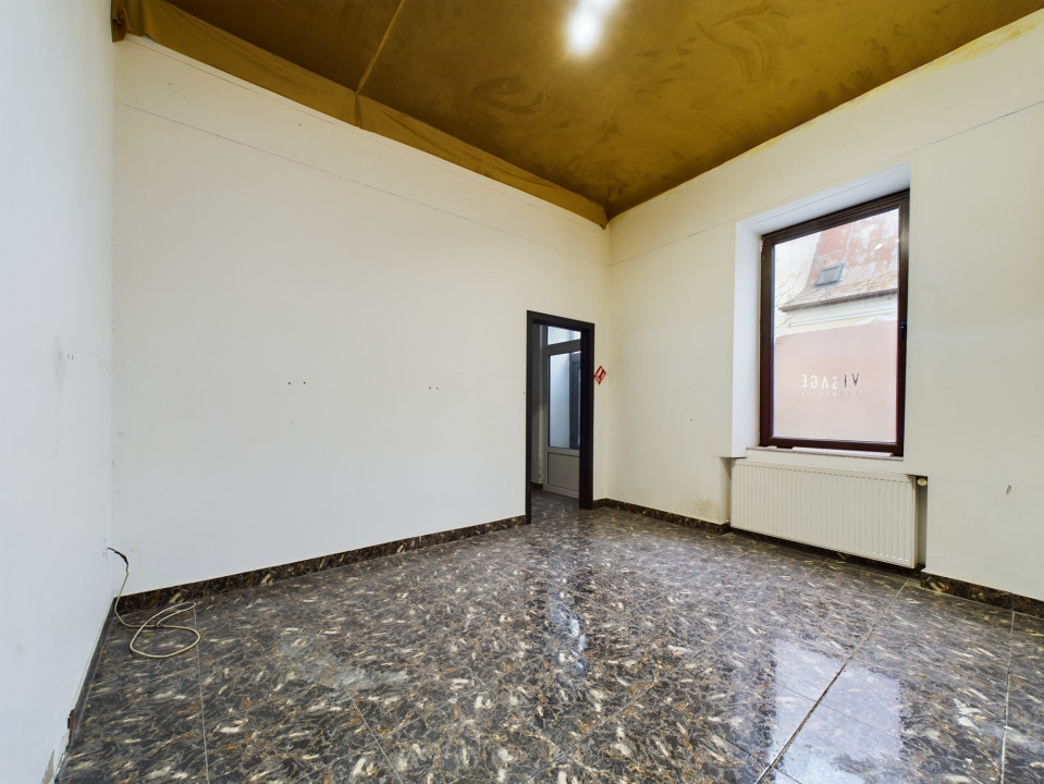 Spațiu comercial, 130 m2, Ultracentral, str. Iuliu Maniu, Cluj-Napoca