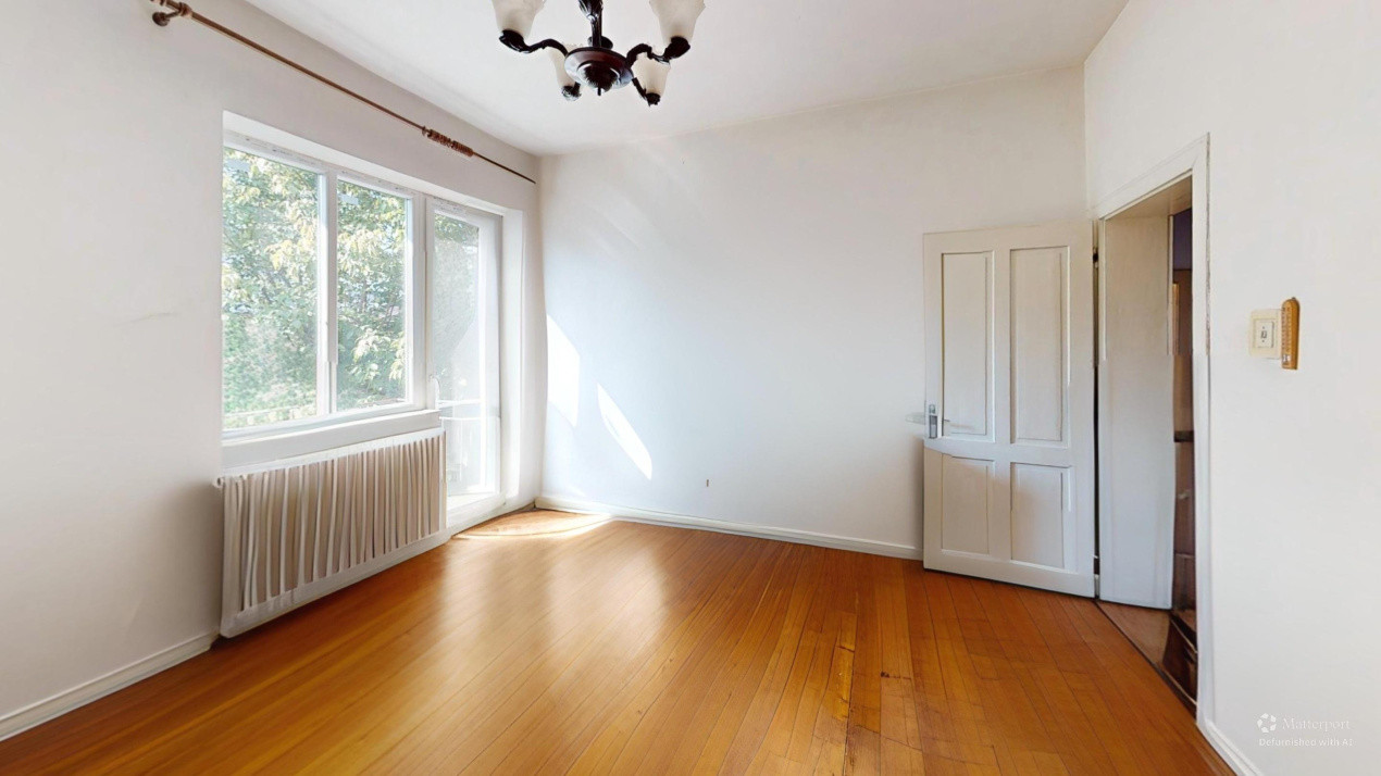 Oportunitate! Casă, 6 camere + curte, Parcul Central, Cluj-Napoca