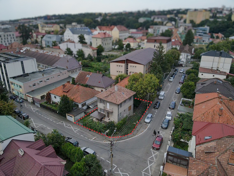 Oportunitate! Casă, 6 camere + curte, Parcul Central, Cluj-Napoca