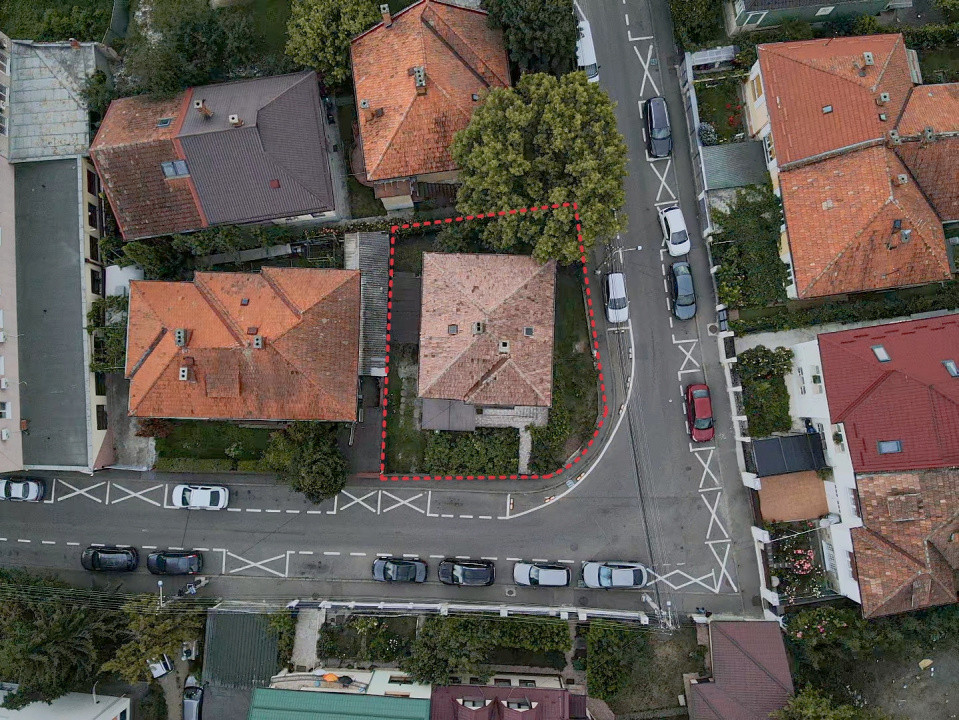 Oportunitate! Casă, 6 camere + curte, Parcul Central, Cluj-Napoca