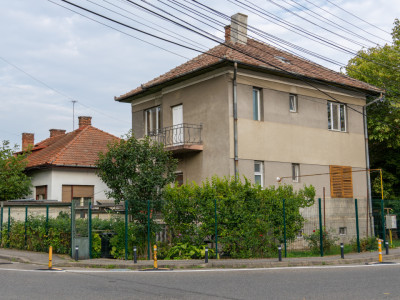 Oportunitate! Casă, 6 camere + curte, Parcul Central, Cluj-Napoca