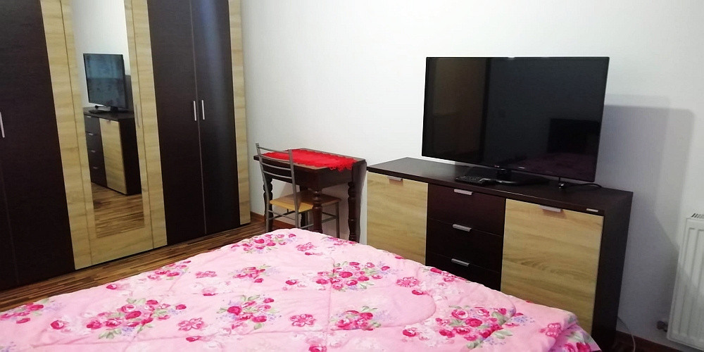 Apartament 3 camere, 71mp + boxa + parcare strada Florilor 207A, Floresti