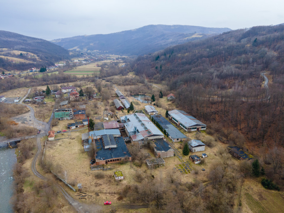 Teren și spații industriale, com. Negreni, sat Bucea, jud. Cluj