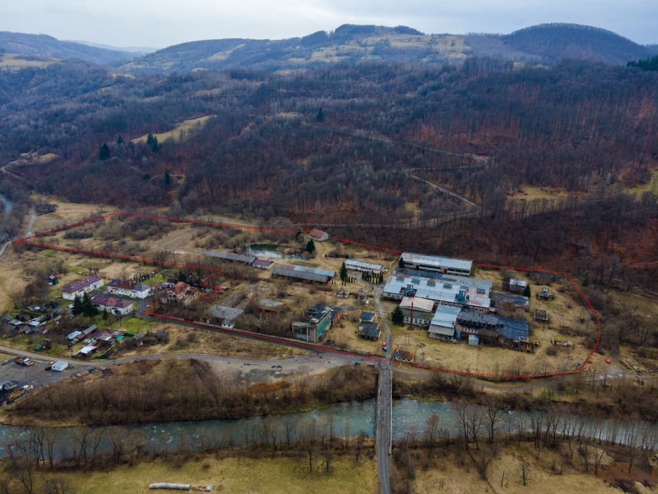 Teren și spații industriale, com. Negreni, sat Bucea, jud. Cluj