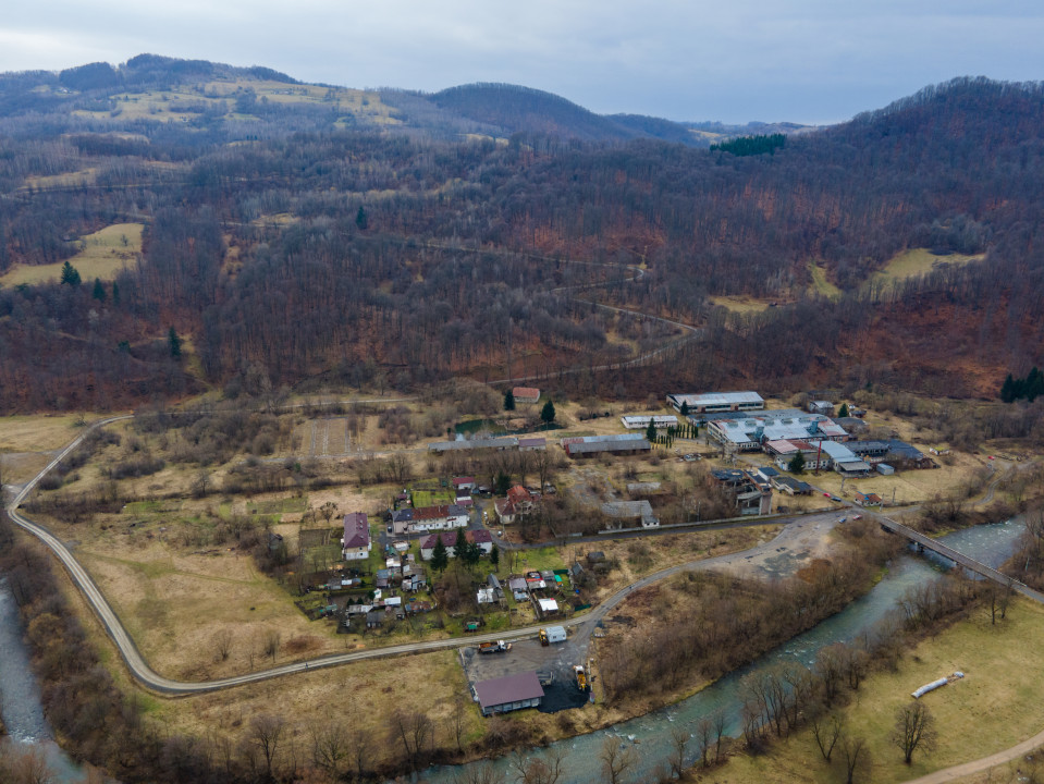 Teren și spații industriale, com. Negreni, sat Bucea, jud. Cluj