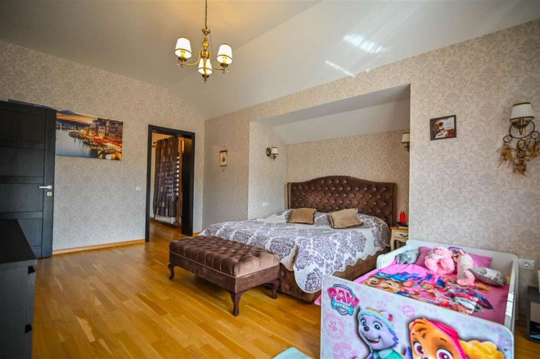 Somptuozitate in stil modern, 2 garaje, 3 terase, totul pe 1.000 mp teren, Central, Sacele, Brasov