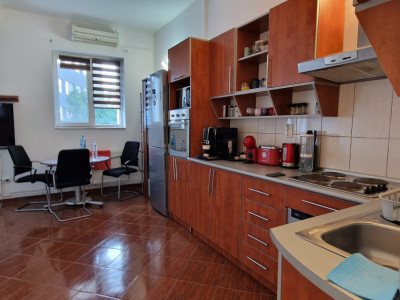 Apartament 3 camere, Centru, P-ța Mihai Viteazu, Cluj-Napoca