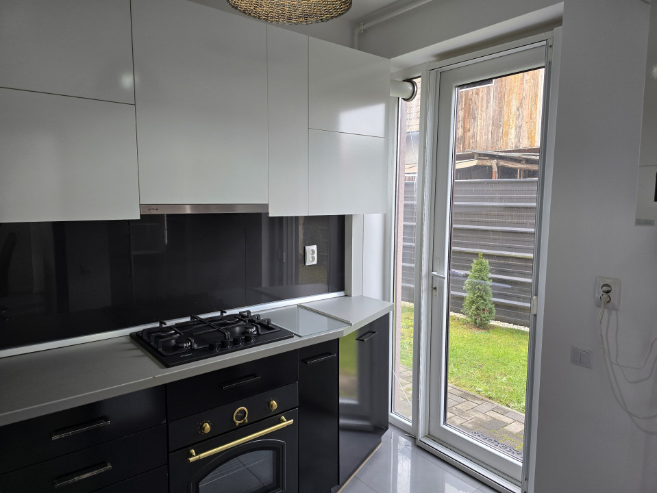 Apartament 5 camere + parcare + grădină, Str. Avram Iancu, Florești, Cluj