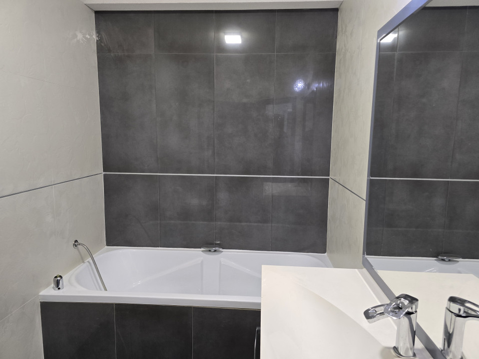 Apartament 5 camere + parcare + grădină, Str. Avram Iancu, Florești, Cluj