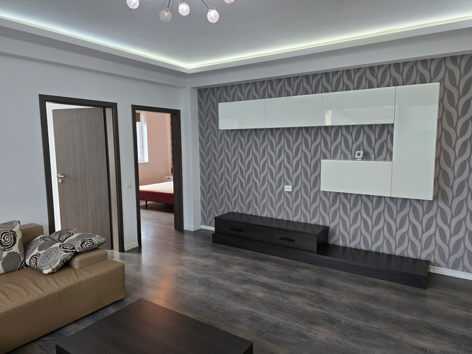 Apartament 5 camere + parcare + grădină, Str. Avram Iancu, Florești, Cluj