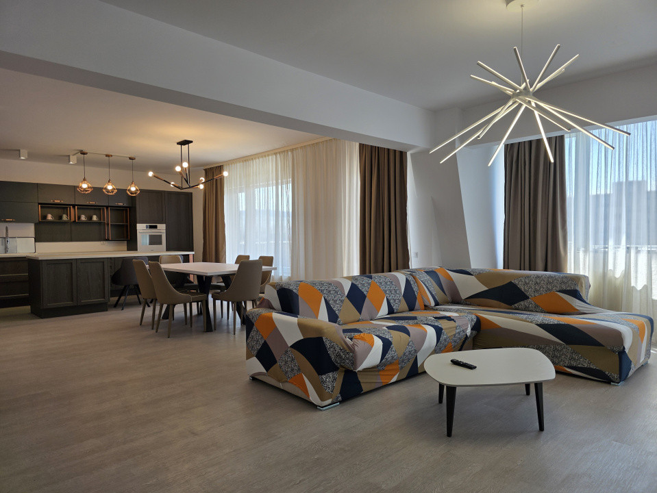 Penthouse, Calea Dorobanților, P-ța Mărăști, Cluj-Napoca