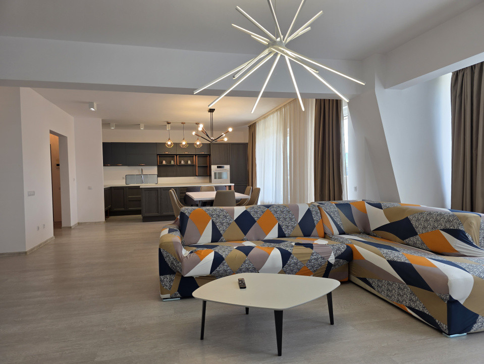 Penthouse, Calea Dorobanților, P-ța Mărăști, Cluj-Napoca