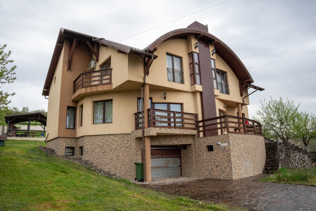 Proprietate unică, în zonă verde și liniștita
