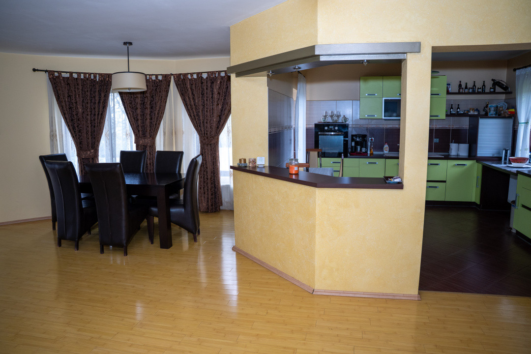 Proprietate unică, în zonă verde și liniștita