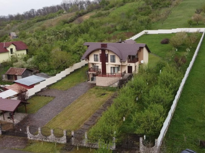 Proprietate unică, în zonă verde și liniștita
